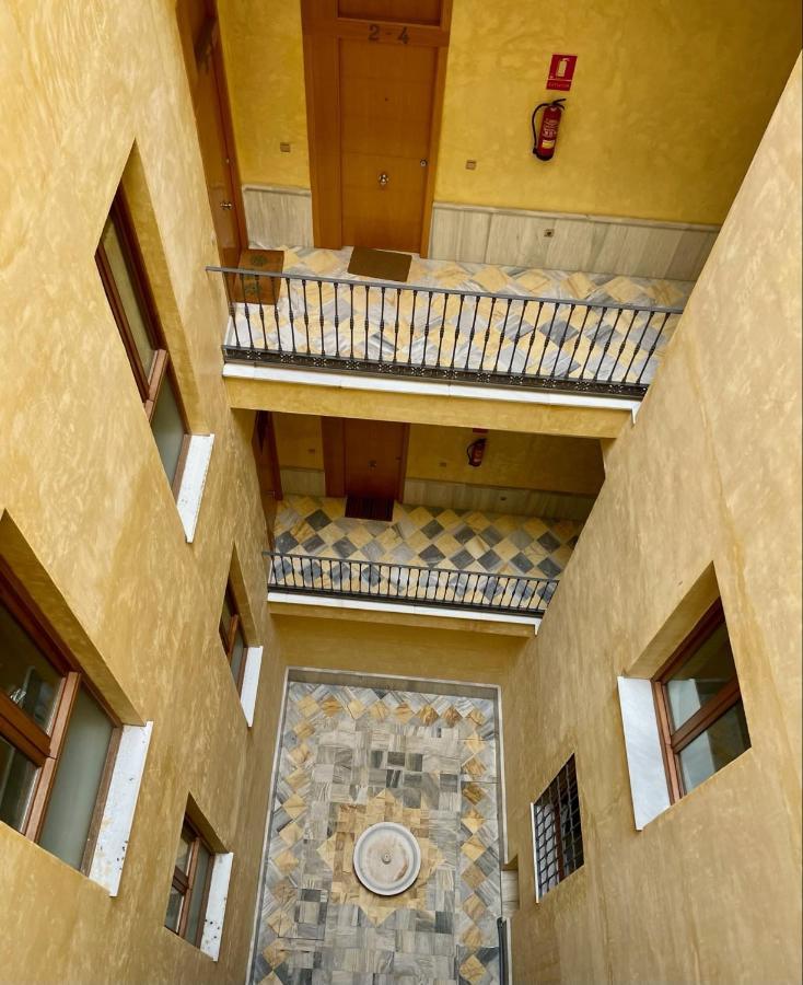 Picasso'S Birth House Charming Apartment Málaga Eksteriør billede